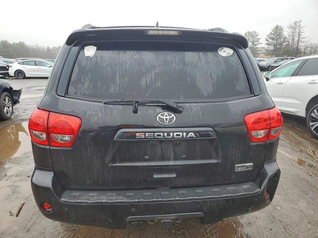 2011 Toyota Sequoia Sr5 - Фото 6