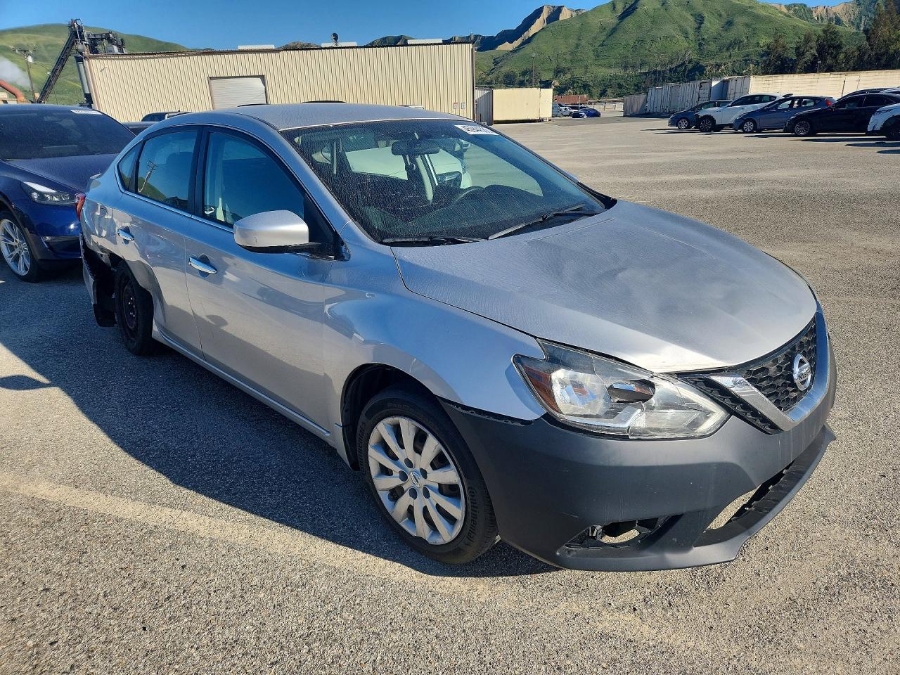 2016 Nissan Sentra S - Фото 4