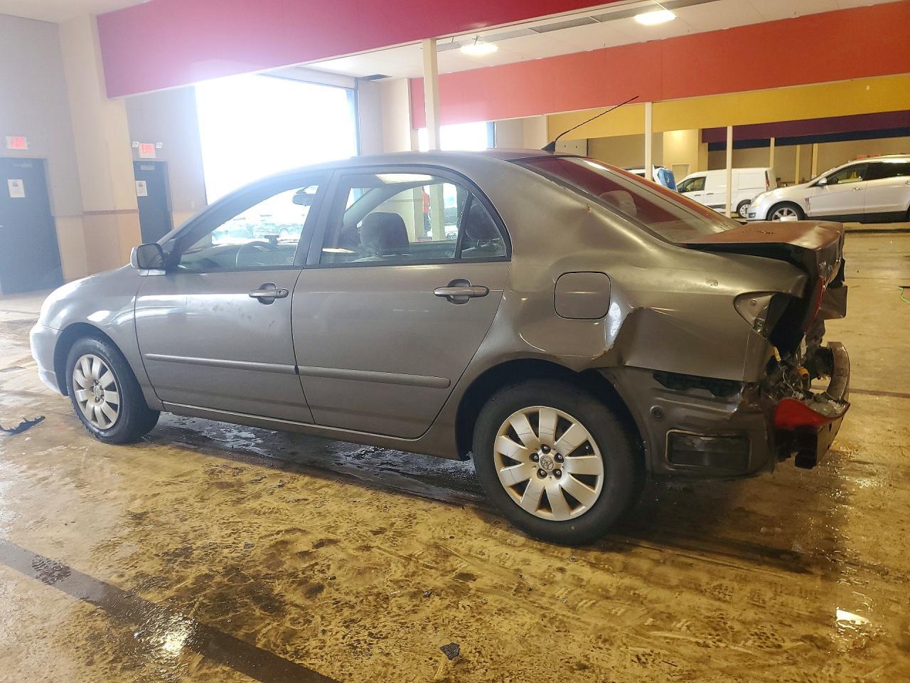 2005 Toyota Corolla Le - Image 2