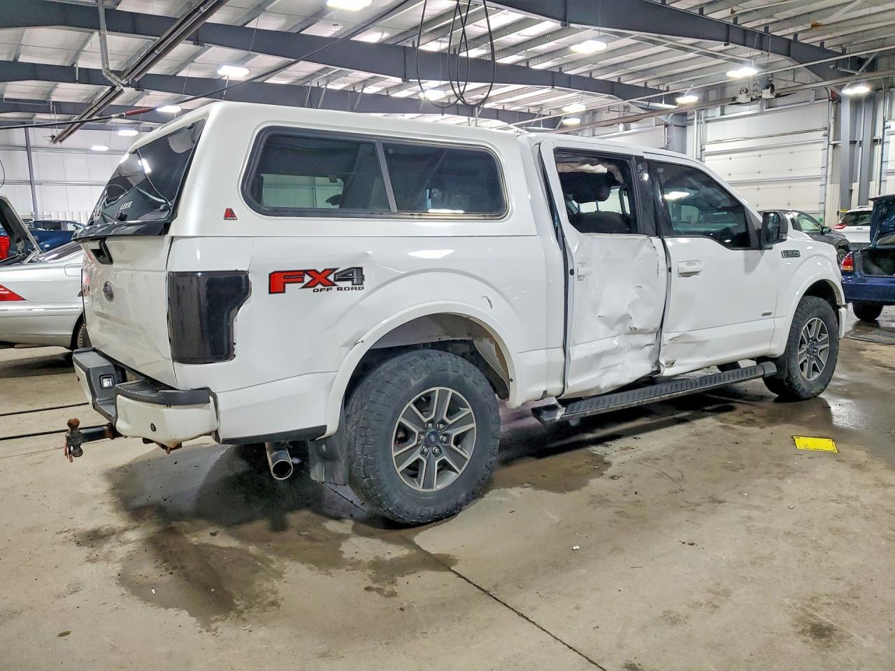 2015 Ford F150 Supercrew - Фото 3
