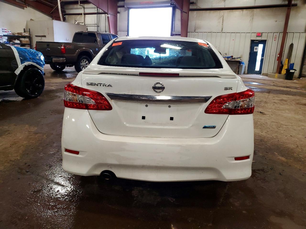 2014 Nissan Sentra Sr - Image 6