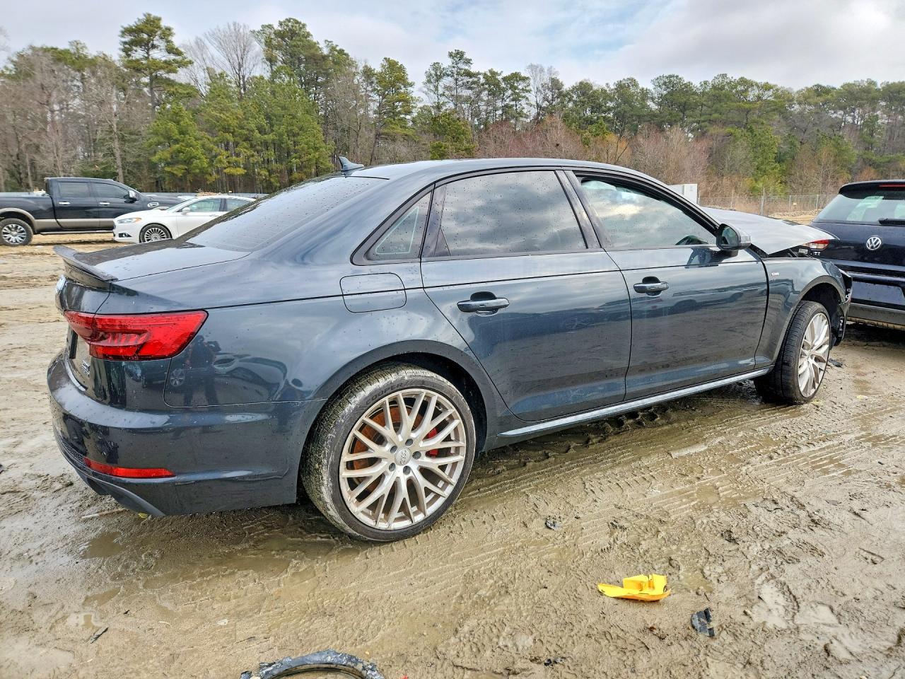 2017 Audi A4 - Фото 3