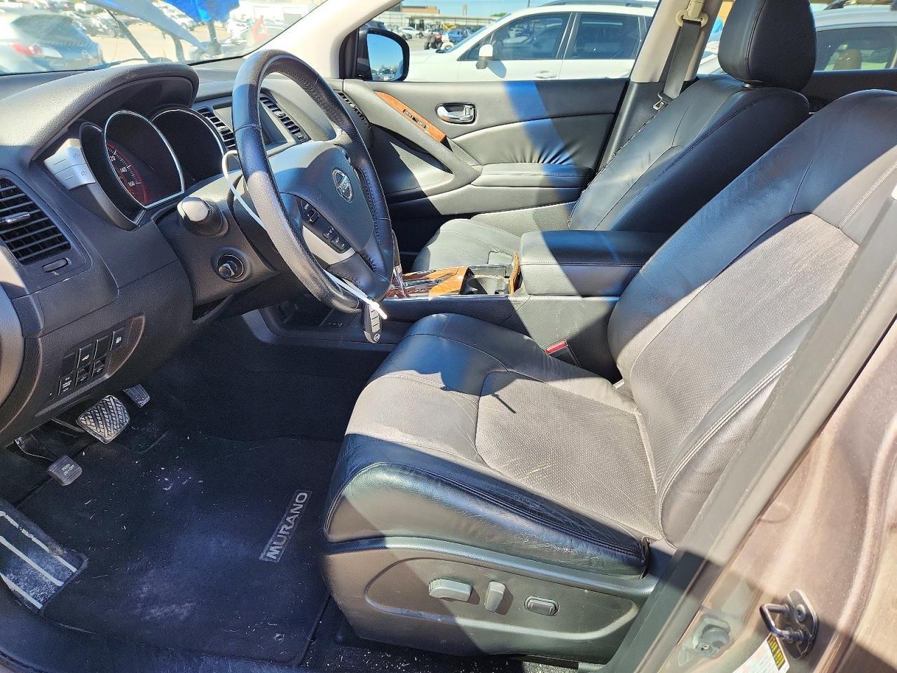 2010 Nissan Murano S - Фото 7