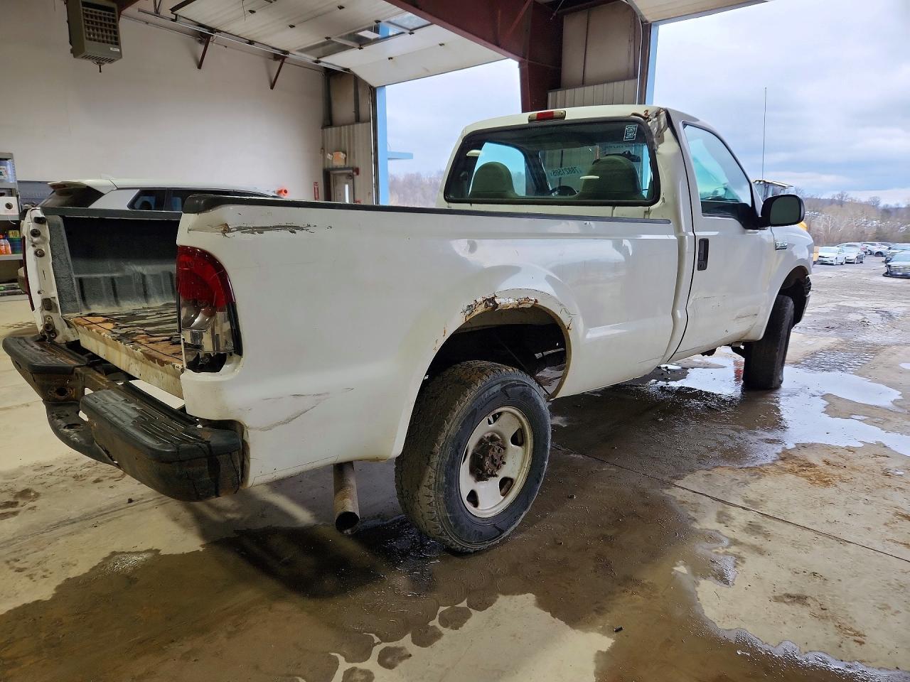 2005 Ford F250 - Фото 3