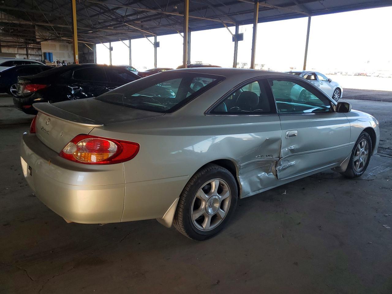2002 Toyota Camry Solara Sle V6 - Image 3