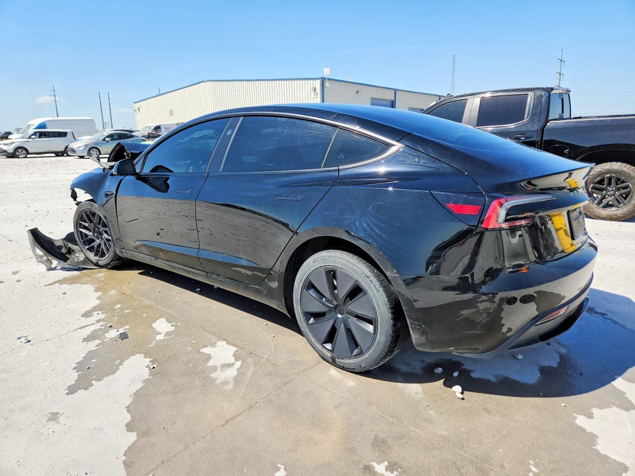 2025 Tesla Model 3 - Image 2