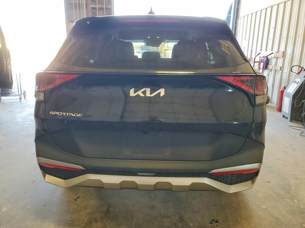 2025 Kia Sportage Lx - Image 6