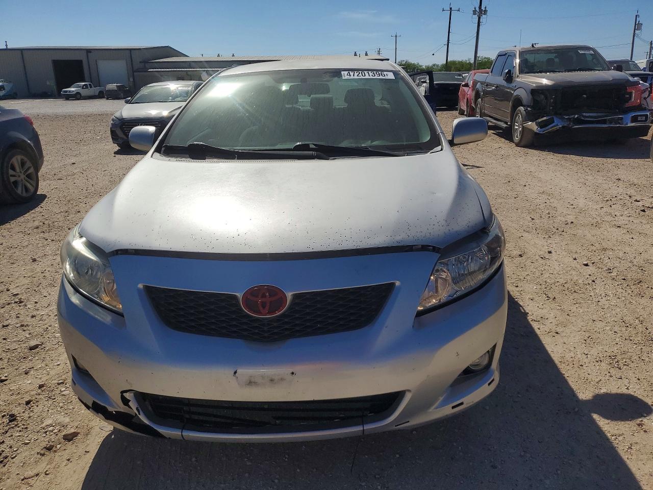 2010 Toyota Corolla Le - Image 5