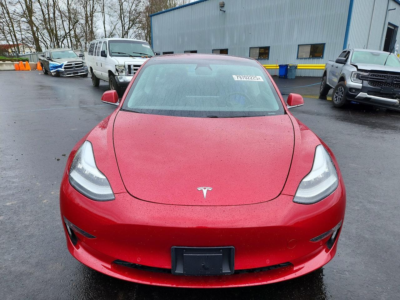 2018 Tesla Model 3 - Фото 5