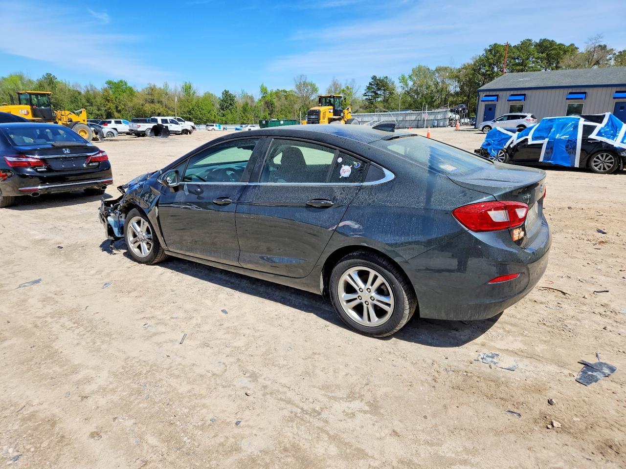 2018 Chevrolet Cruze Lt - Image 2