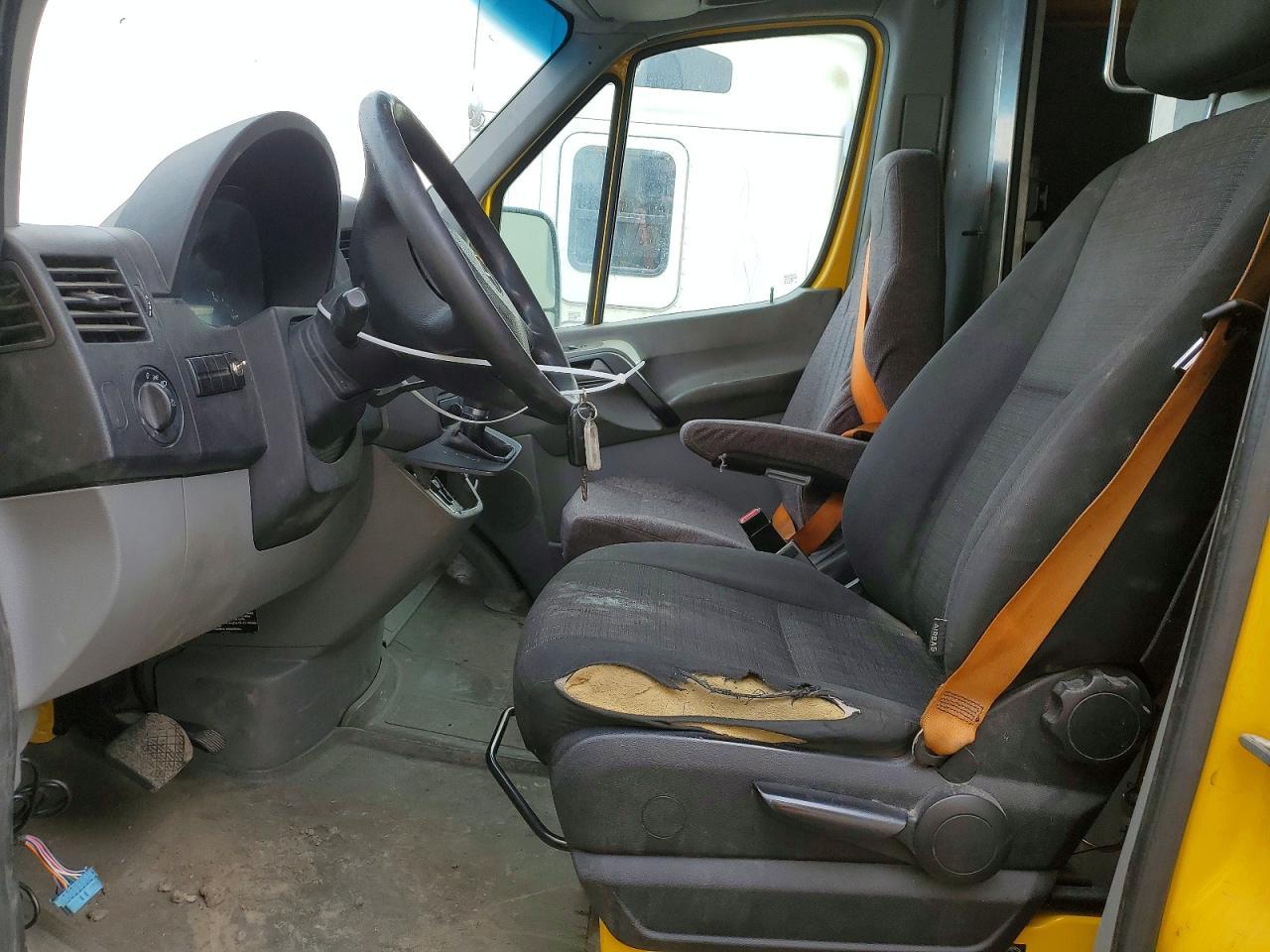 2016 Mercedes-Benz Sprinter 2500 - Фото 7