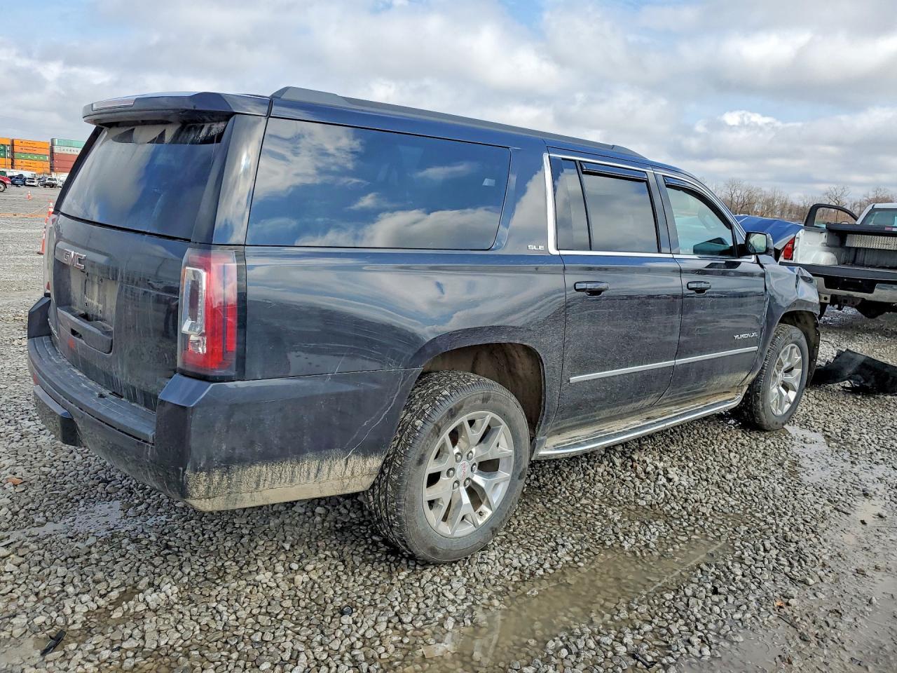 2020 GMC Yukon Xl K1500 Sle - Фото 3