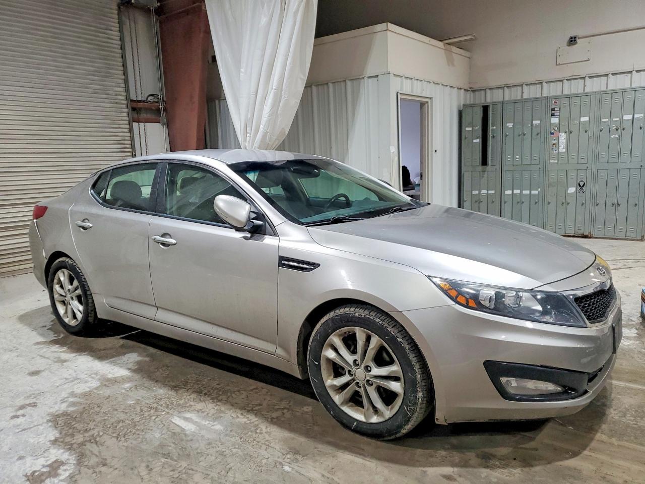 2012 Kia Optima - Image 4