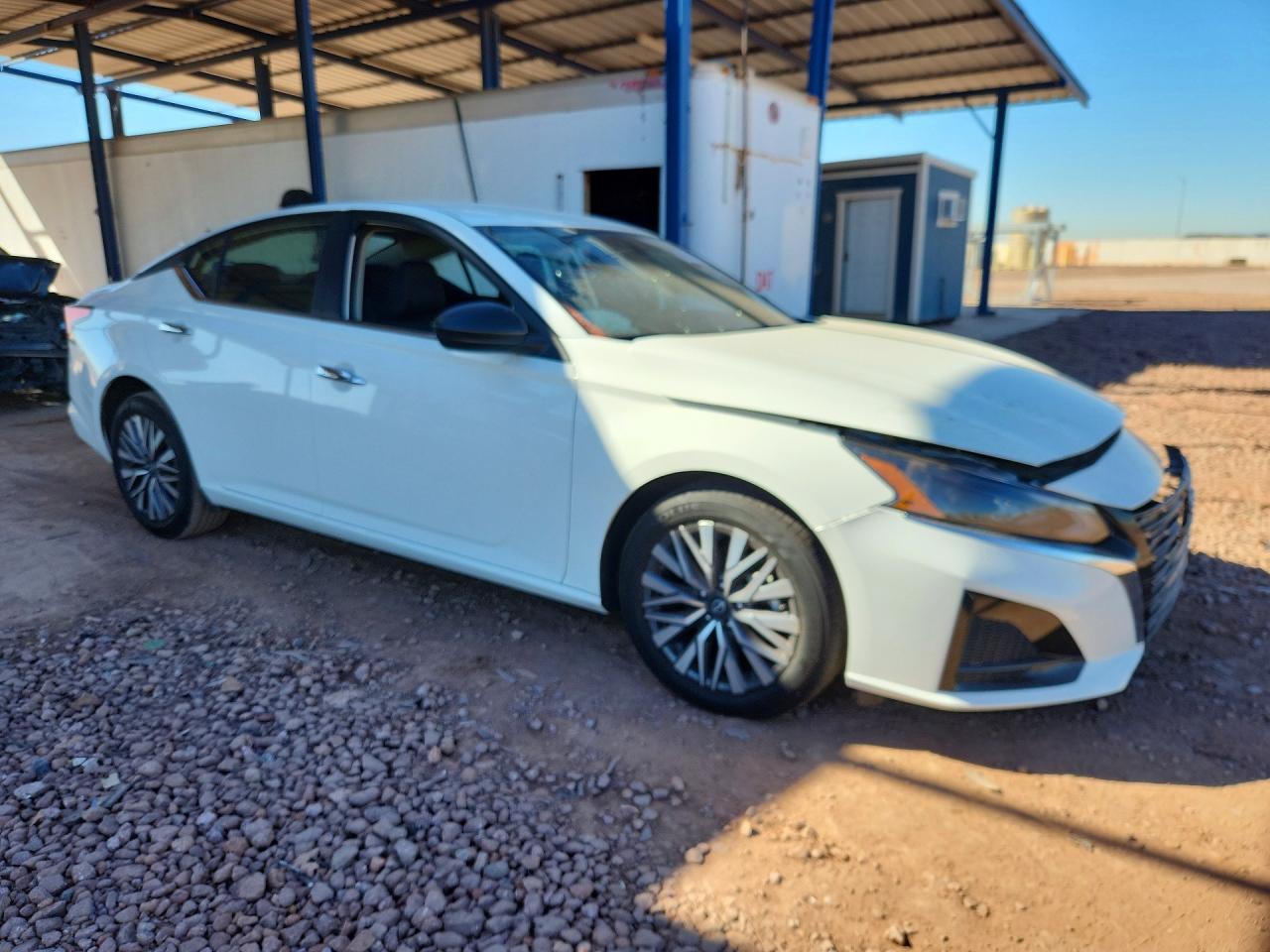 2025 Nissan Altima 2.5 Sv - Image 4