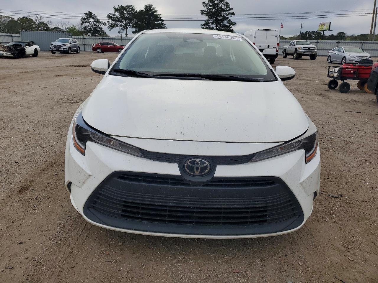2025 Toyota Corolla Le - Фото 5
