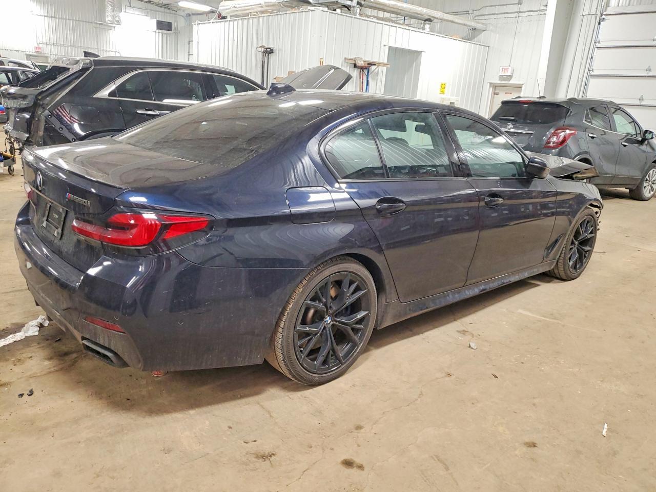 2021 BMW M550Xi - Фото 3