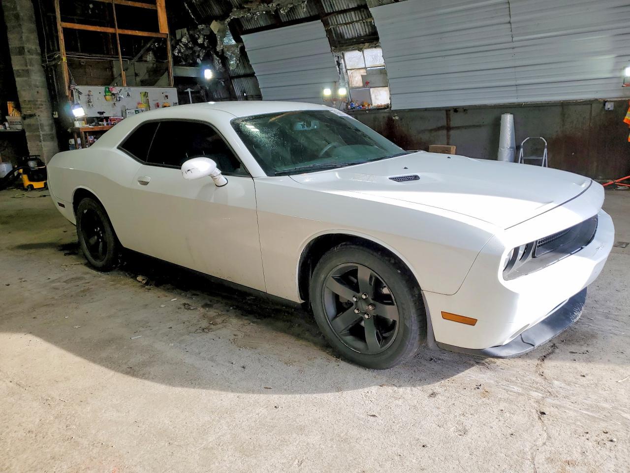 2014 Dodge Challenger Sxt - Фото 4