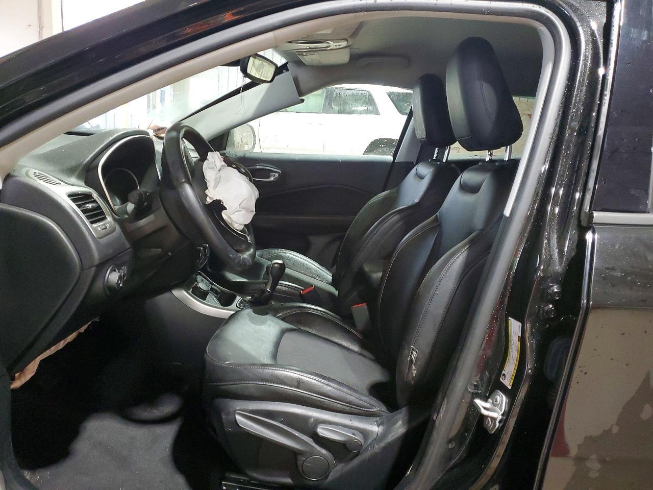 2018 Jeep Compass Latitude - Image 7