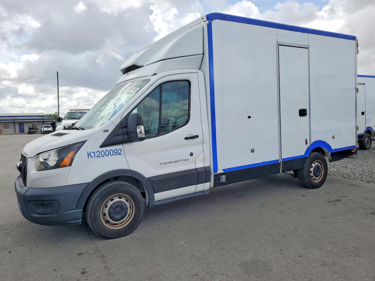 2020 Ford Transit Delivery Truck