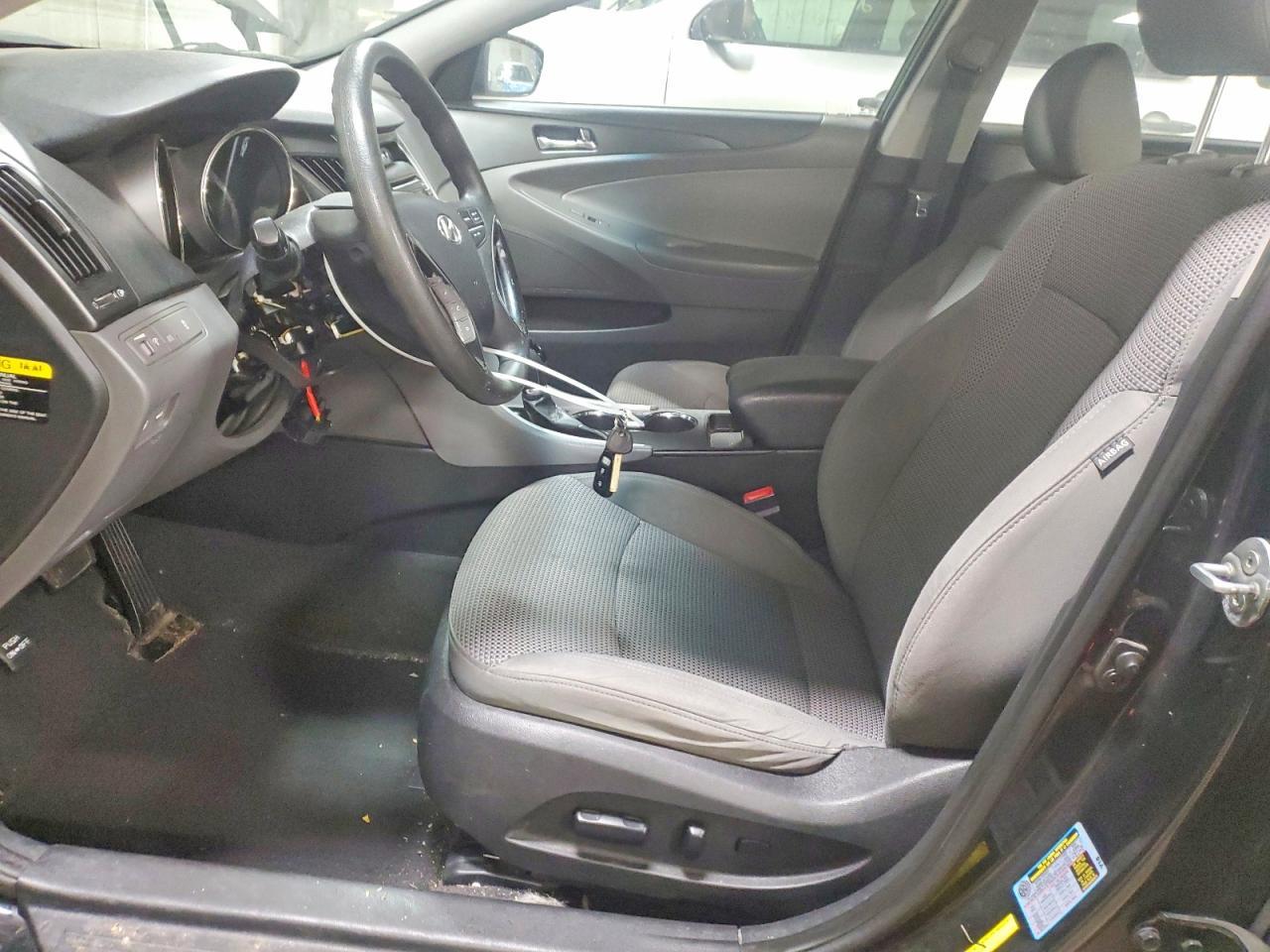 2012 Hyundai Sonata Gls - Image 7