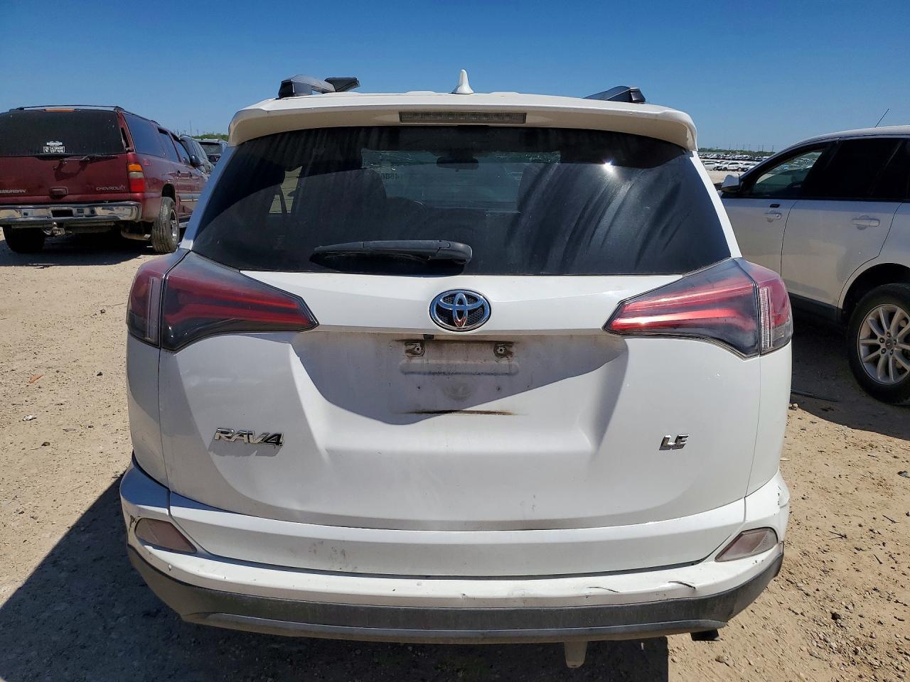 2018 Toyota Rav4 Le - Фото 6