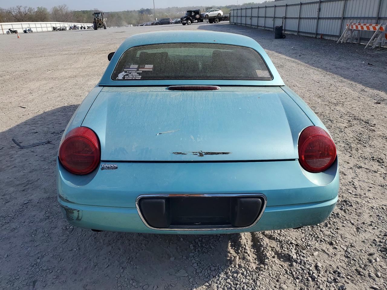 2002 Ford Thunderbird - Image 6