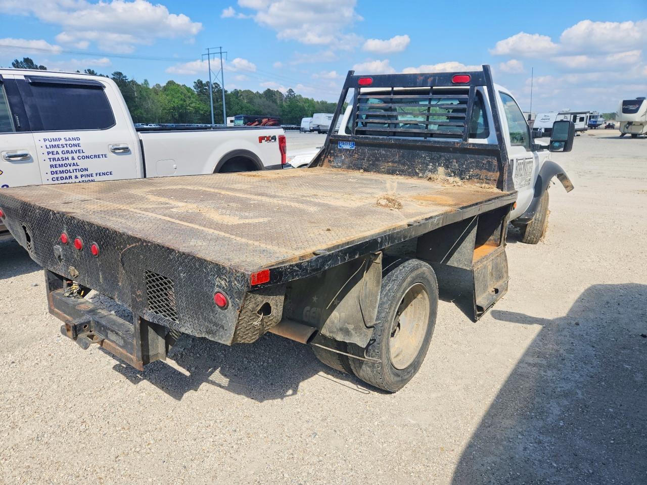 2013 Ford F450 Super Duty Flatbed Truck - Фото 3