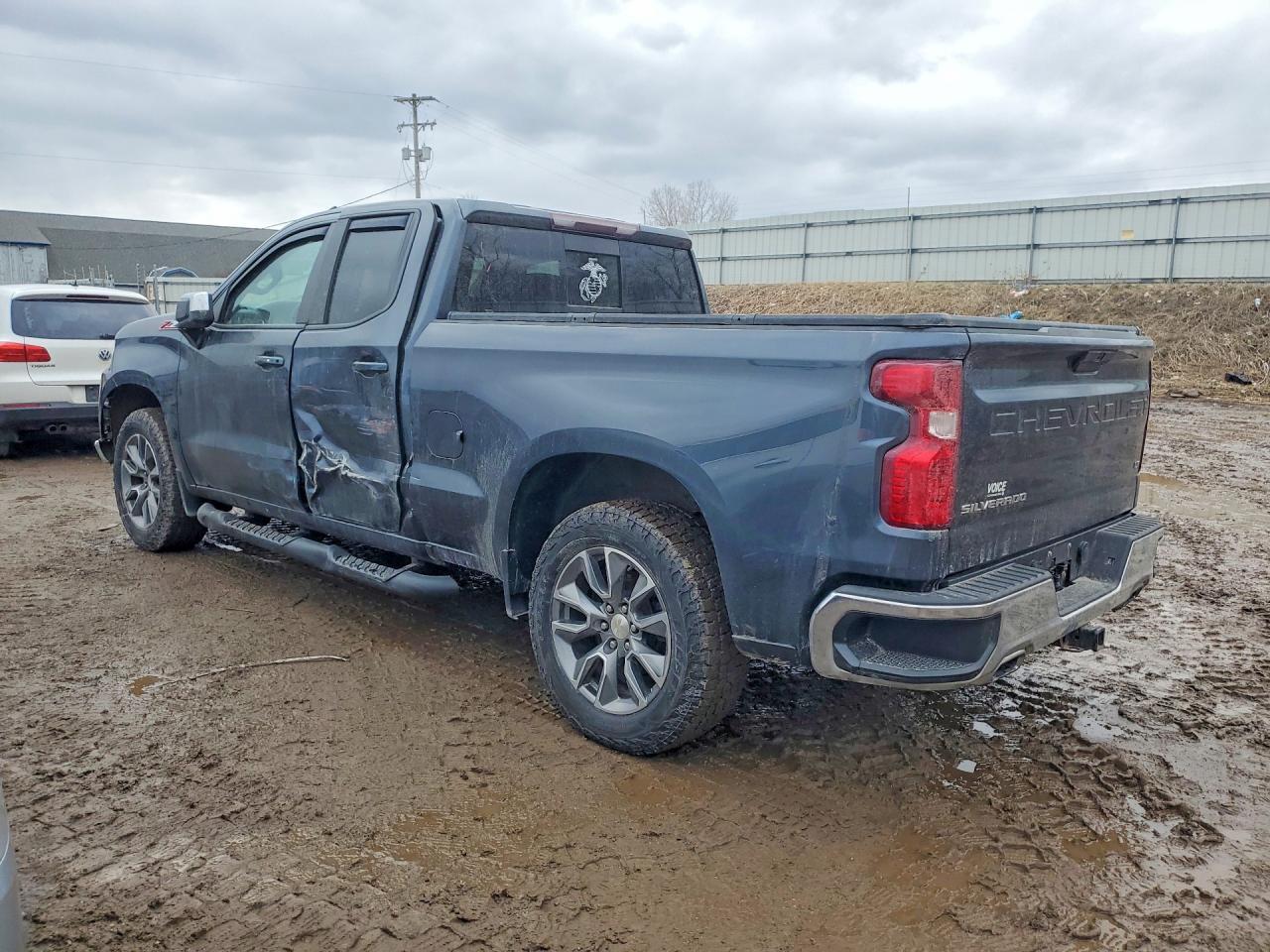 2021 Chevrolet Silverado K1500 Lt - Image 2