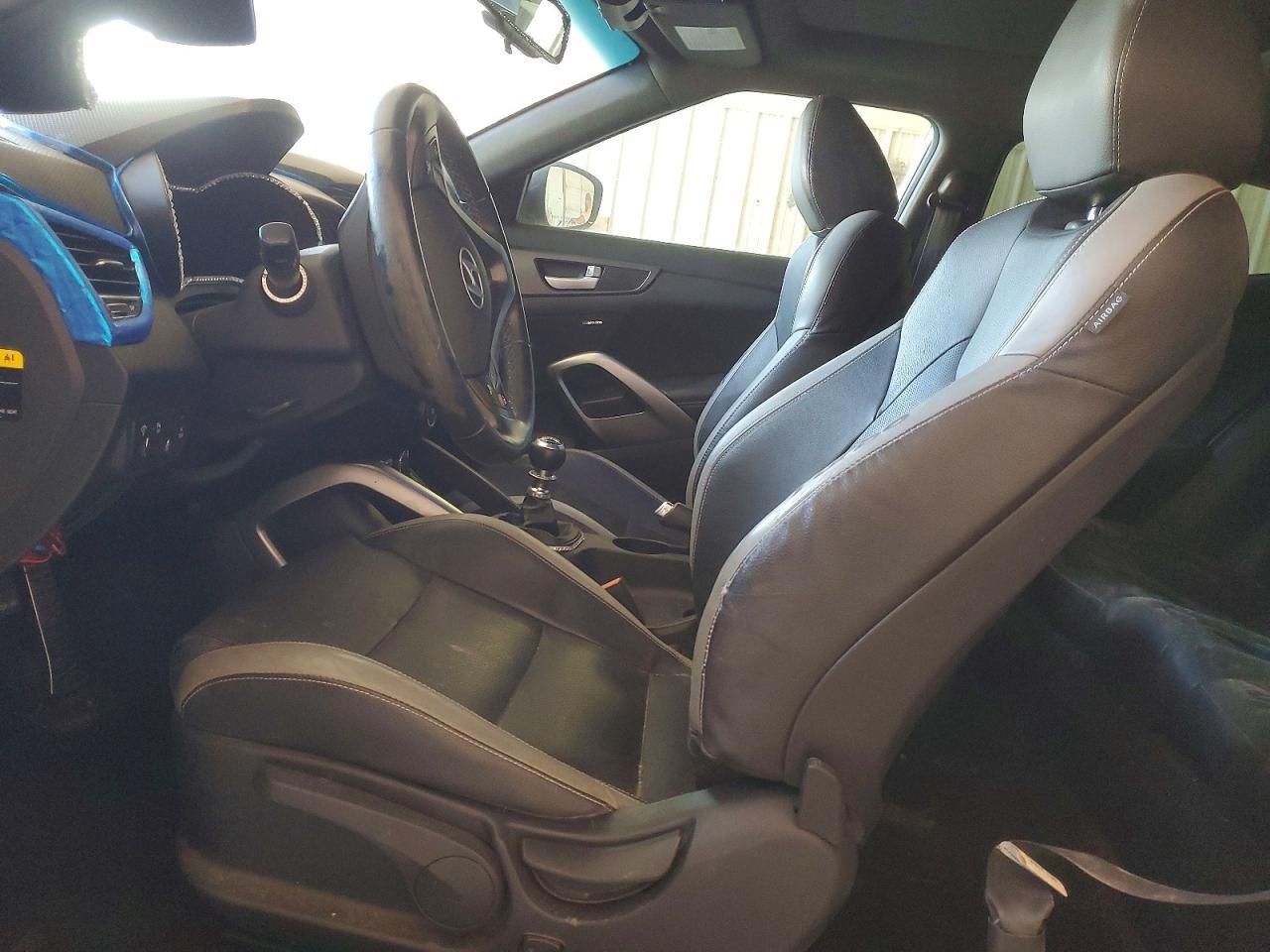 2016 Hyundai Veloster Turbo - Image 7