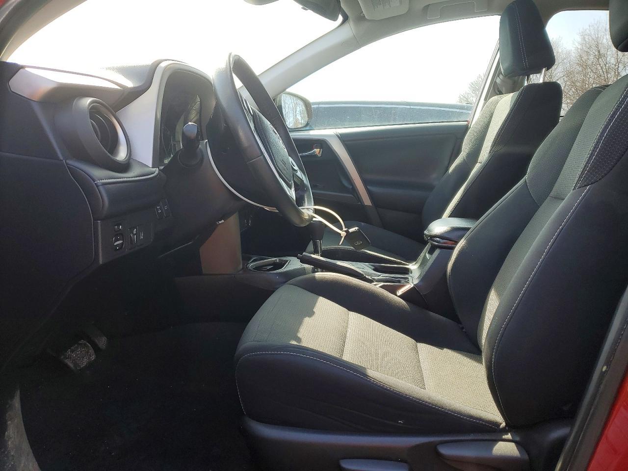 2017 Toyota Rav4 Xle - Image 7
