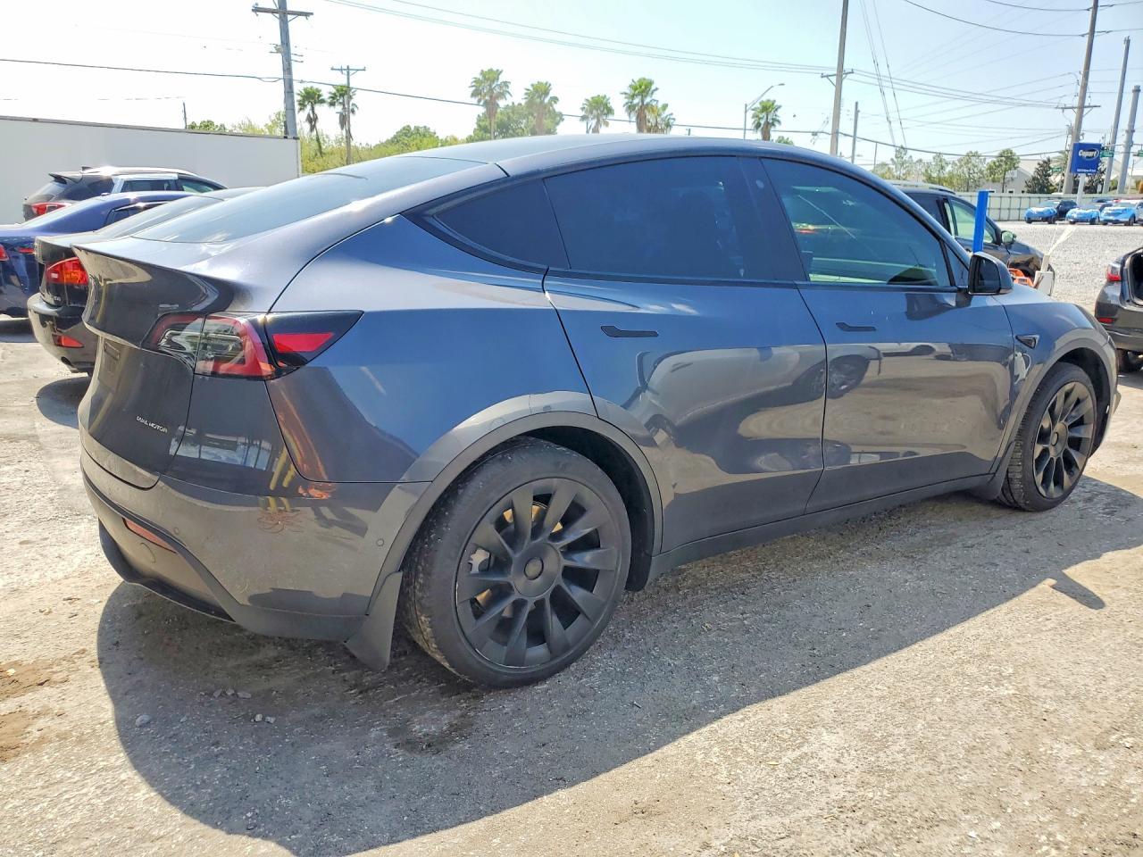2020 Tesla Model Y - Image 3