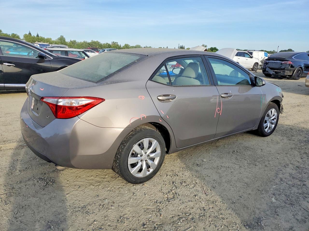 2014 Toyota Corolla Le - Фото 3