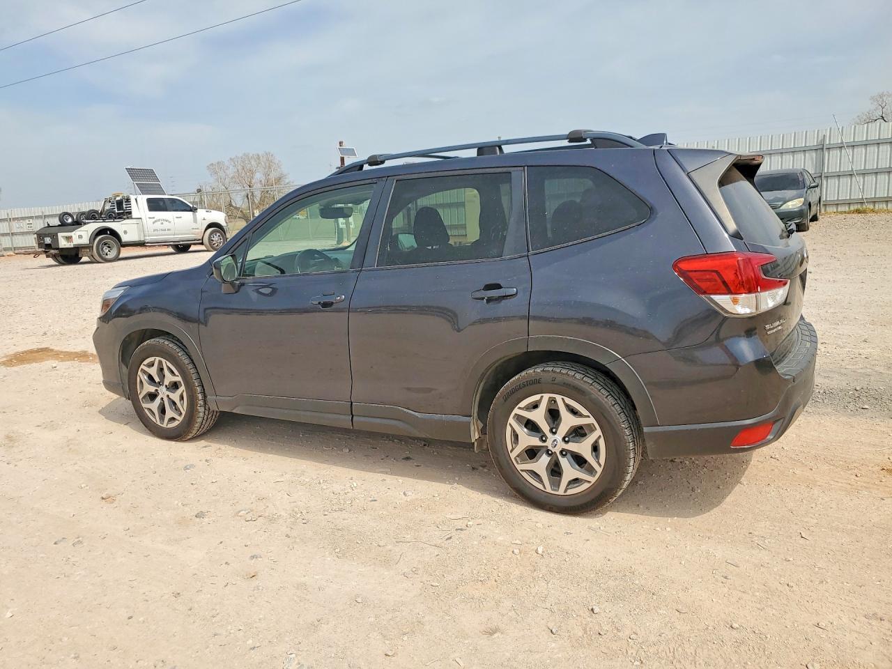 2019 Subaru Forester Premium - Фото 2