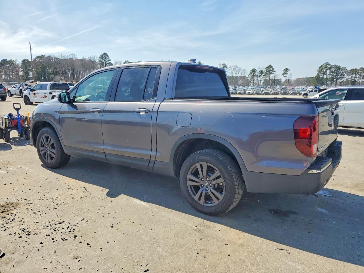2020 Honda Ridgeline Sport - Image 2