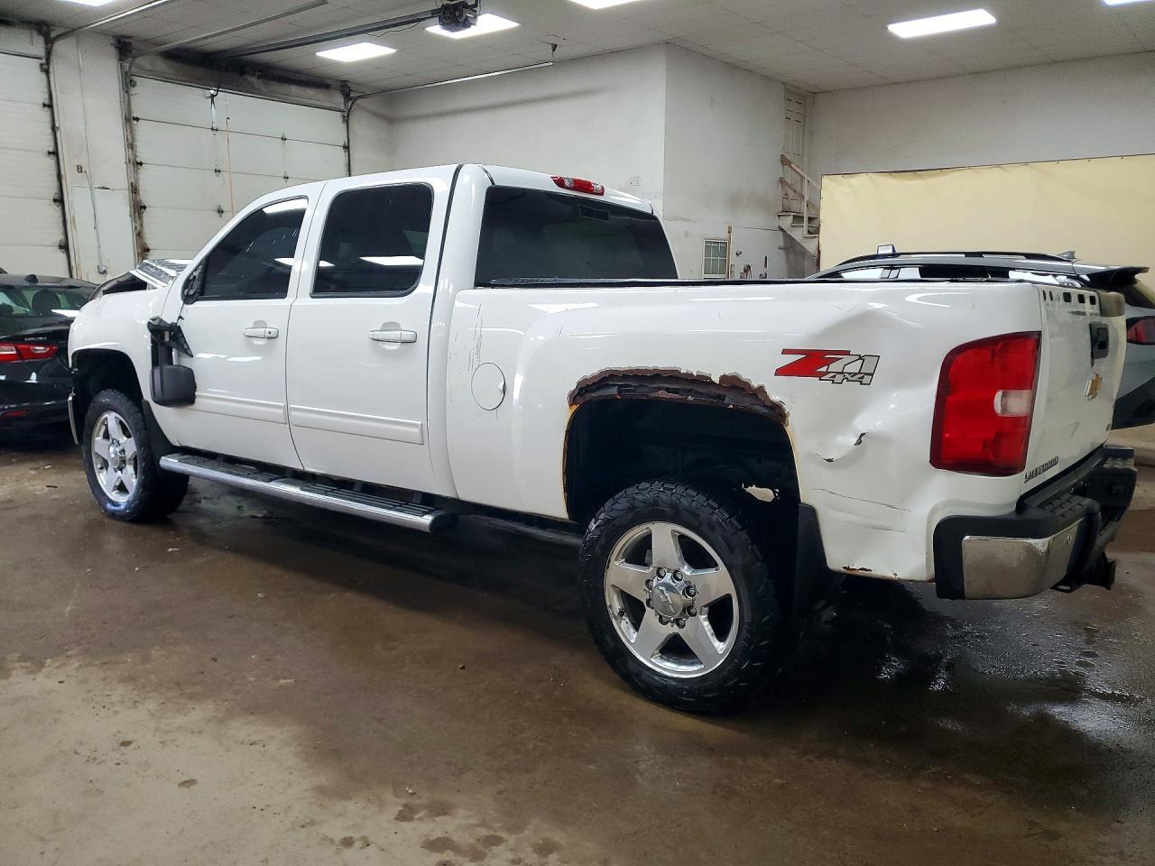 2012 Chevrolet Silverado K2500 Heavy Duty Ltz - Фото 2