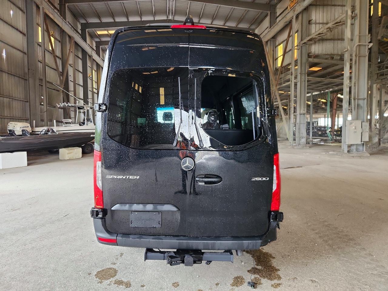 2025 Mercedes-Benz Sprinter 2500 - Фото 6