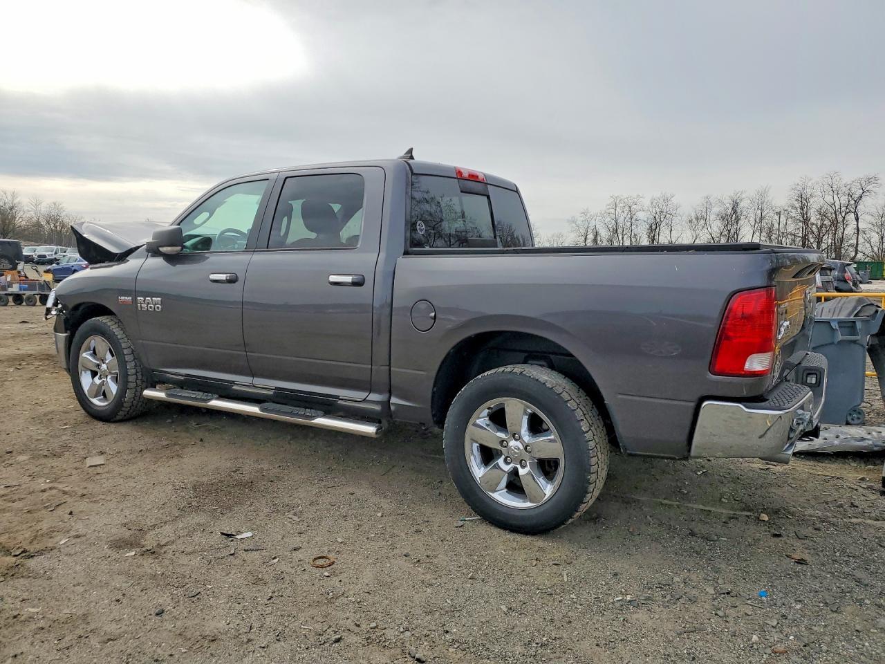 2016 Ram 1500 Slt - Image 2