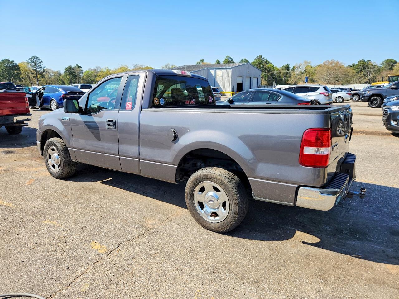 2006 Ford F150 - Фото 2