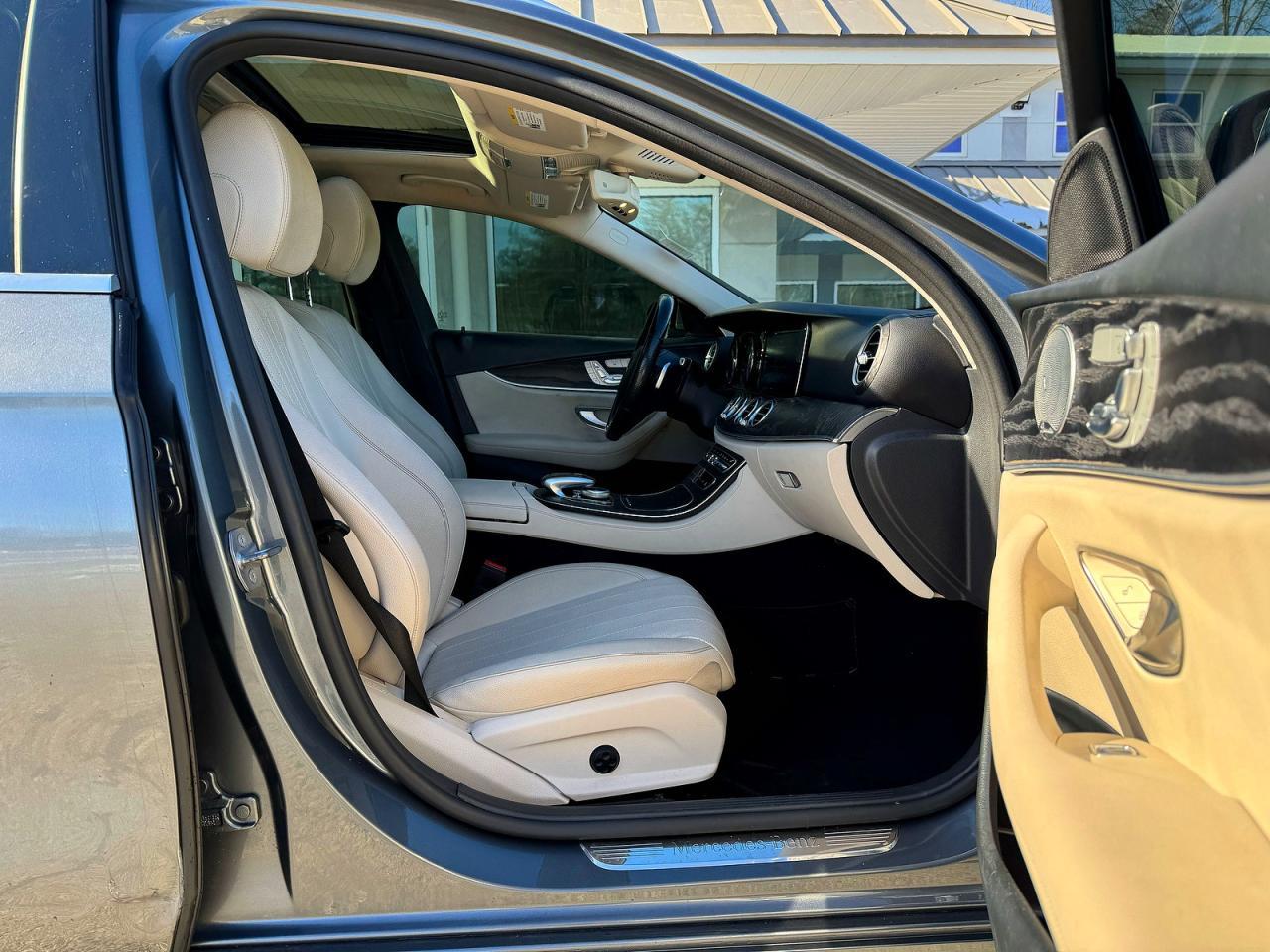 2017 Mercedes-Benz E 400 4Matic - Фото 5