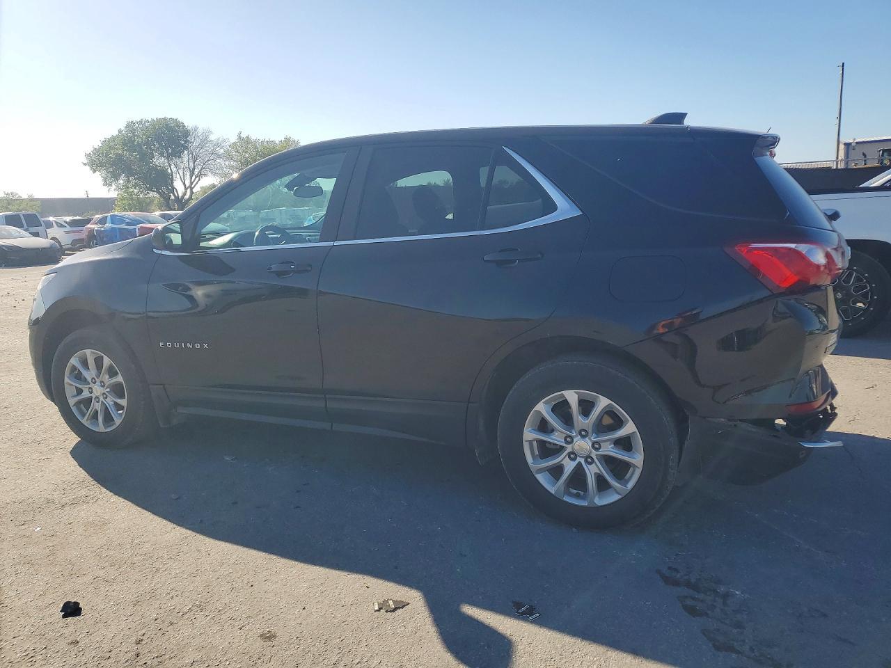 2021 Chevrolet Equinox Lt - Фото 2