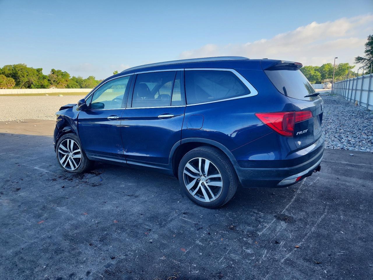 2016 Honda Pilot Touring - Фото 2