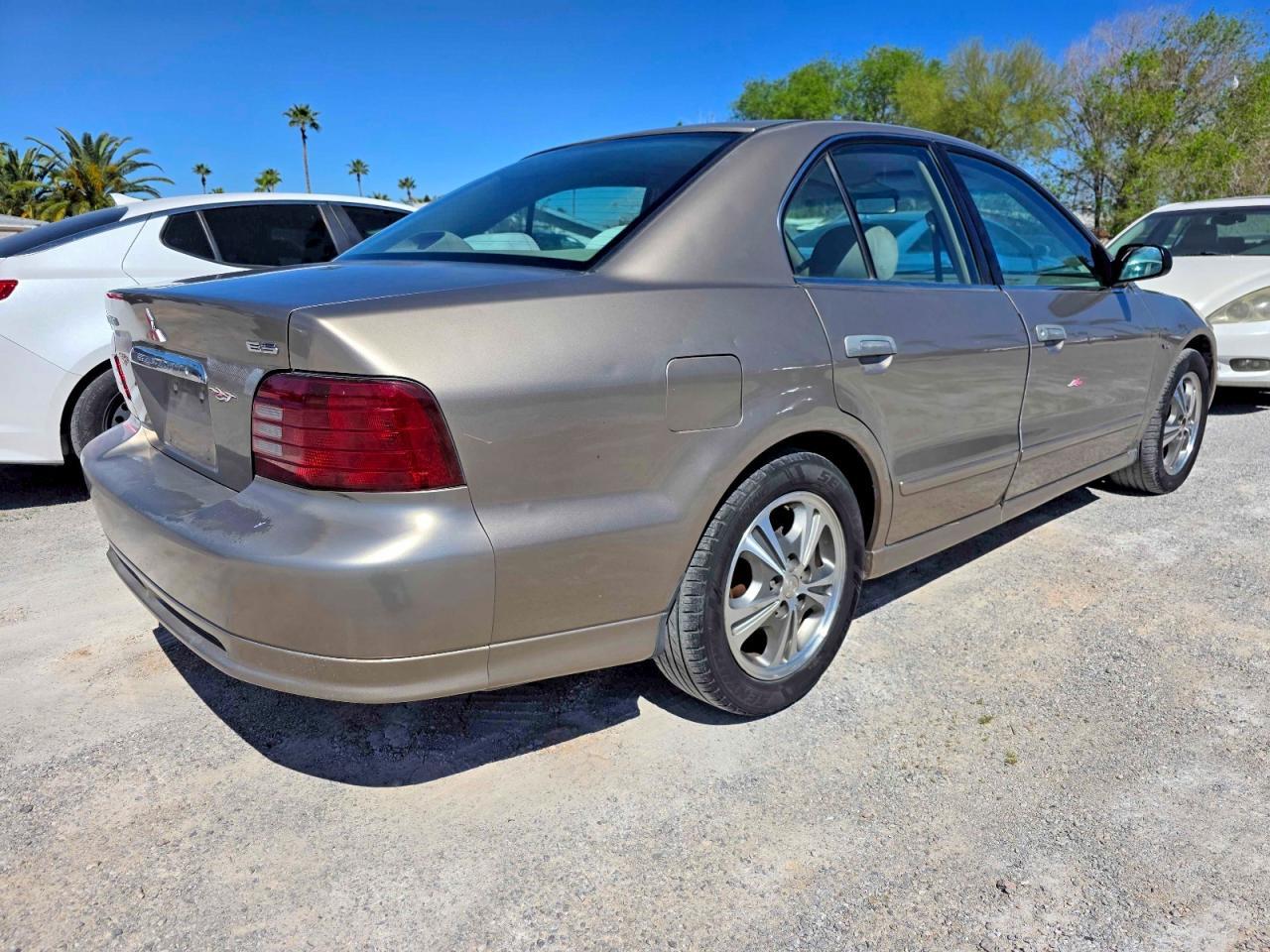 1999 Mitsubishi Galant Es - Image 4