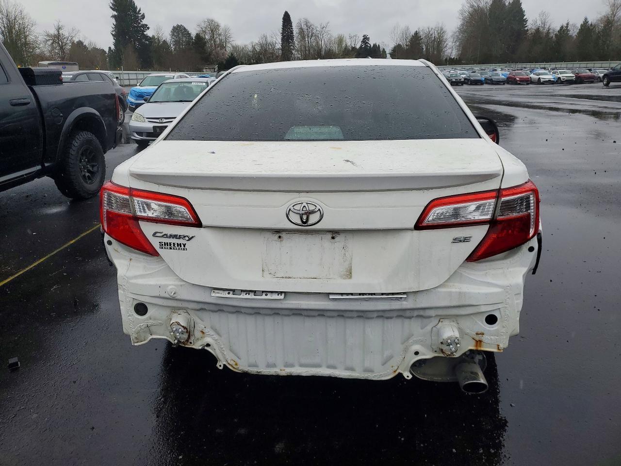 2013 Toyota Camry Se - Image 6