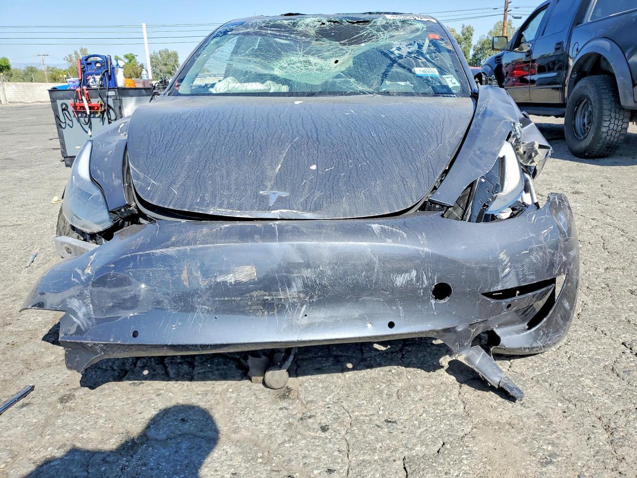 2022 Tesla Model 3 - Image 5