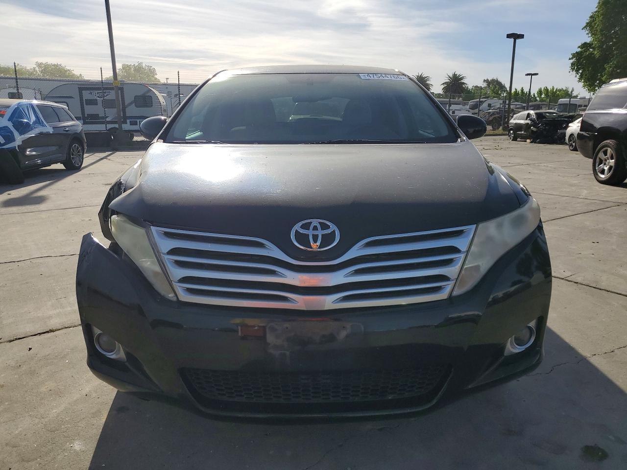 2012 Toyota Venza Le - Image 5