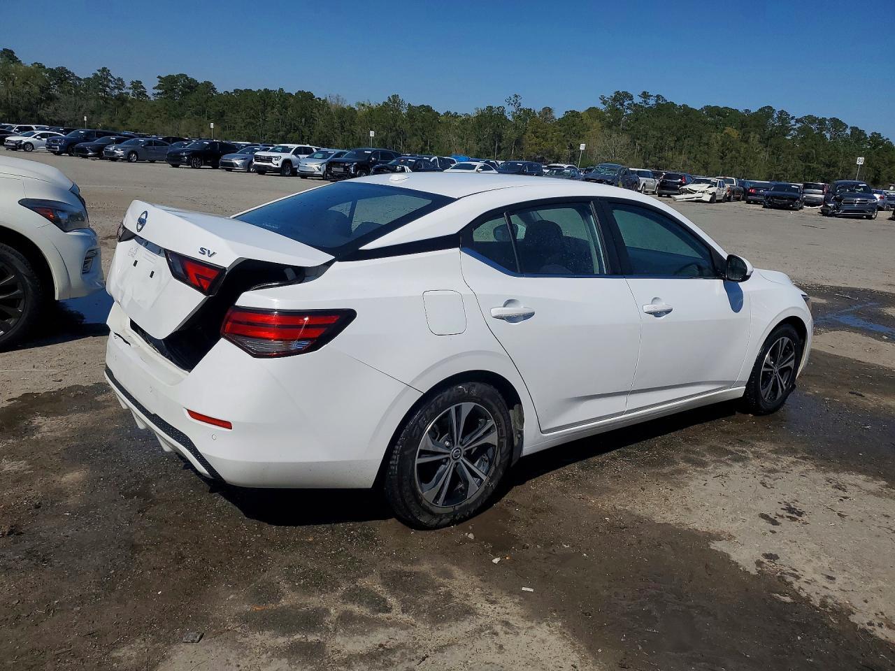 2022 Nissan Sentra Sv - Image 3
