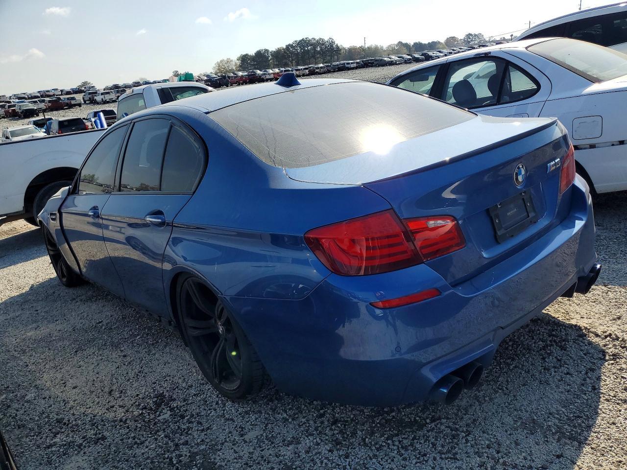 2013 BMW M5 - Фото 2