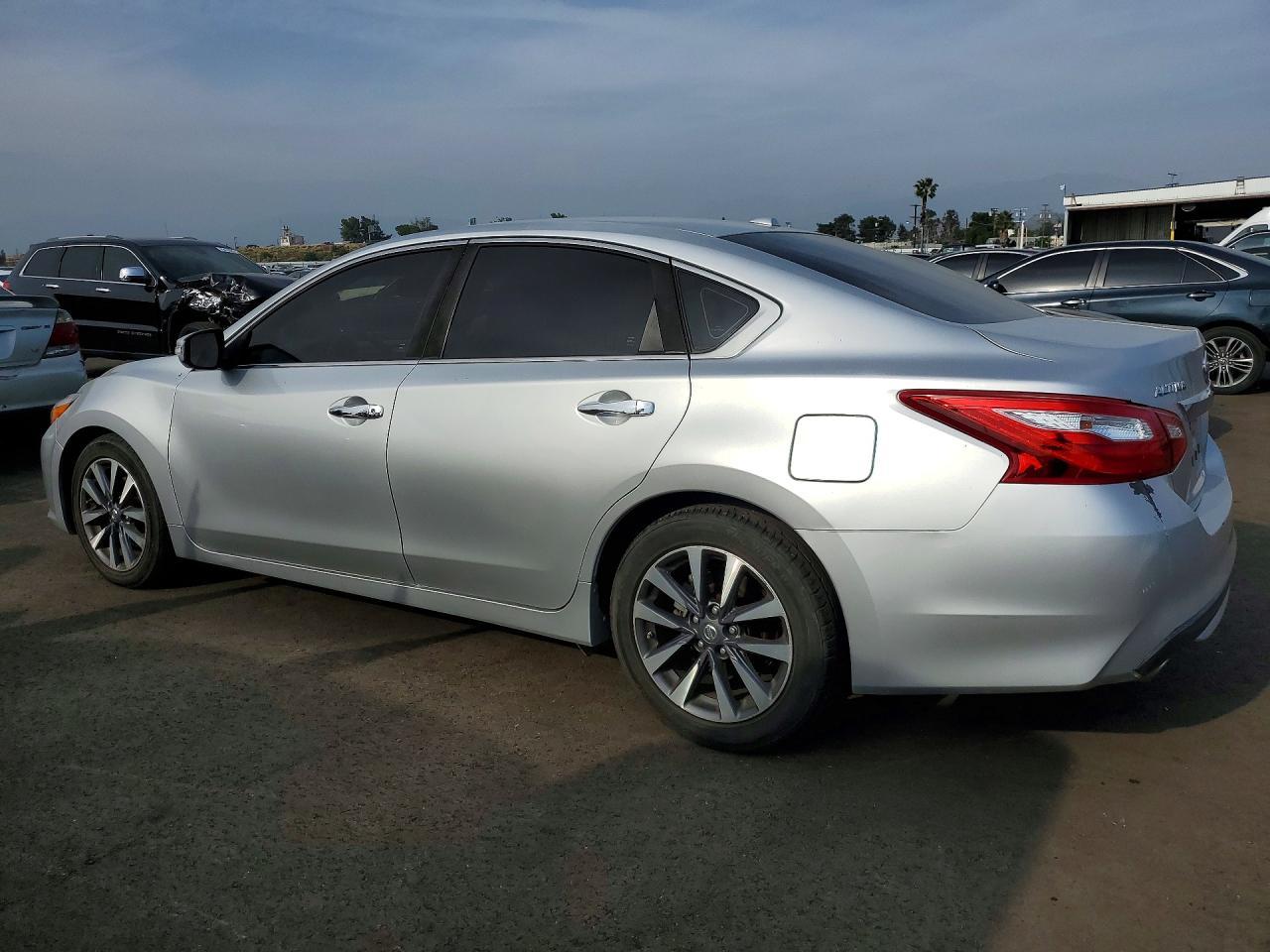 2017 Nissan Altima 2.5 Sl - Фото 2