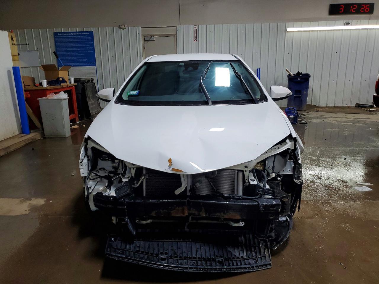 2017 Toyota Corolla Se - Фото 5