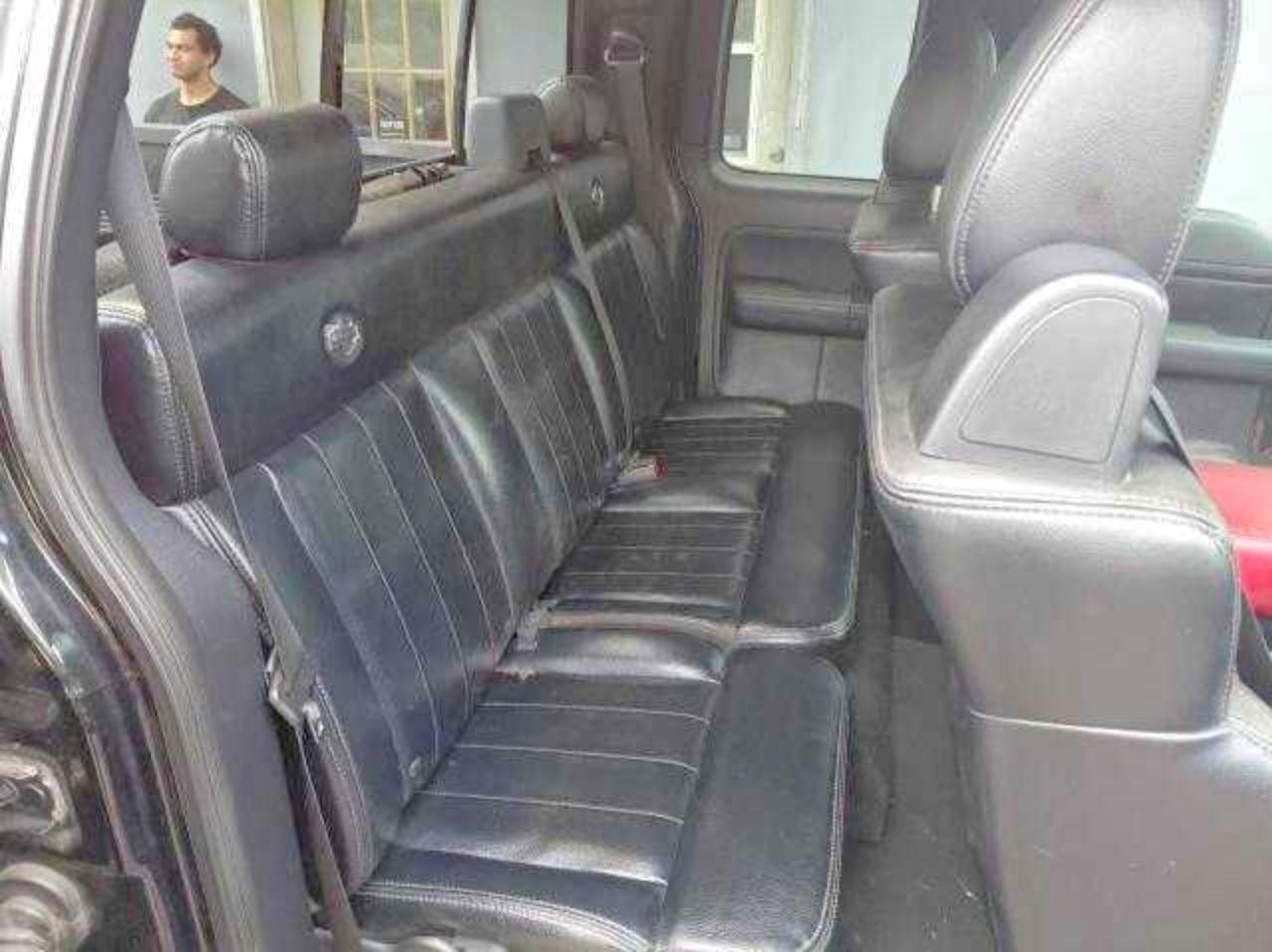 2006 Ford F150 - Image 6